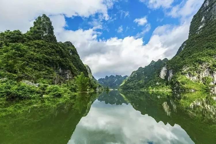逃出上锁的现代房间6